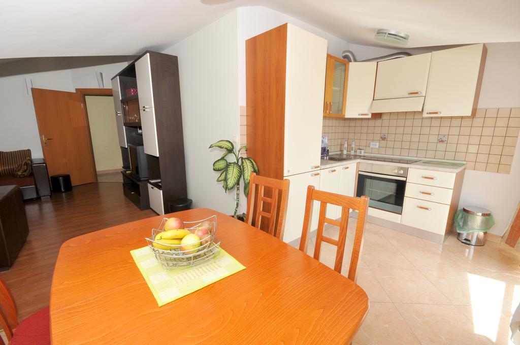 Apartments Villa Lida Trogir Exterior photo