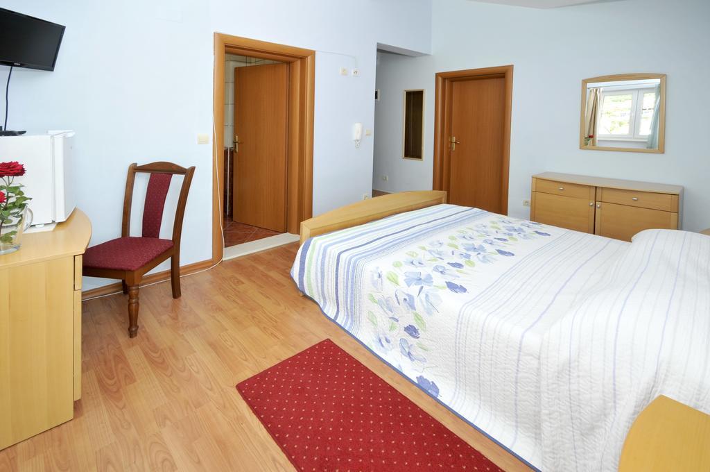 Apartments Villa Lida Trogir Exterior photo