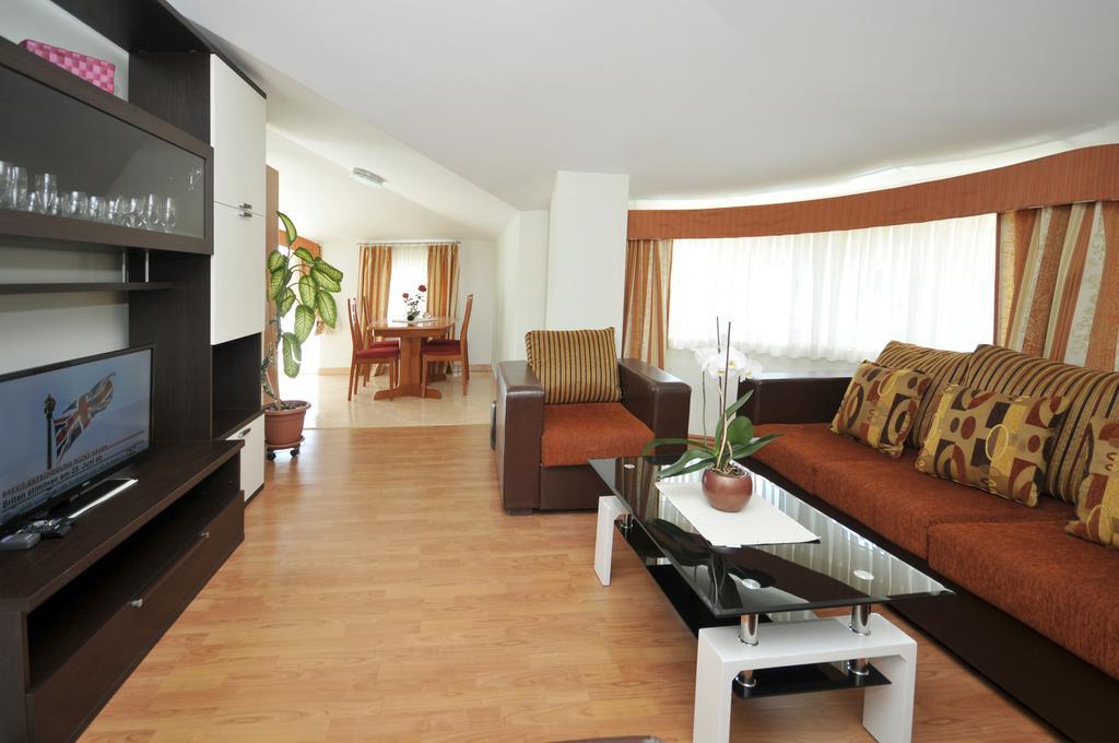Apartments Villa Lida Trogir Exterior photo