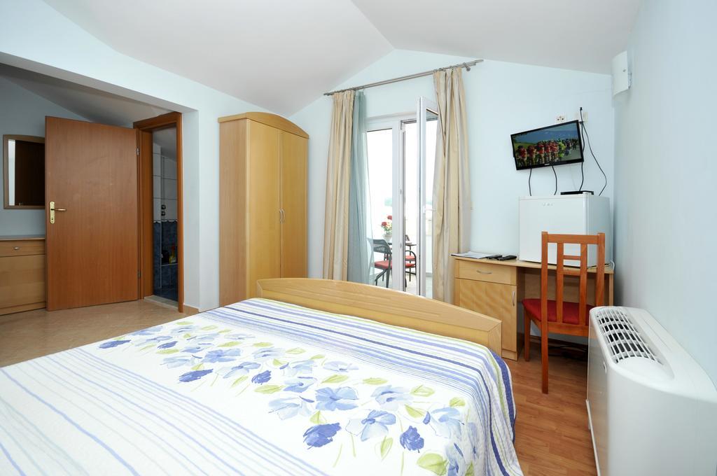 Apartments Villa Lida Trogir Exterior photo